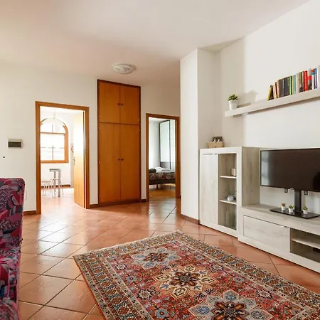 Il Com0' Della Civetta - La Casa Di Dorina Stazzona